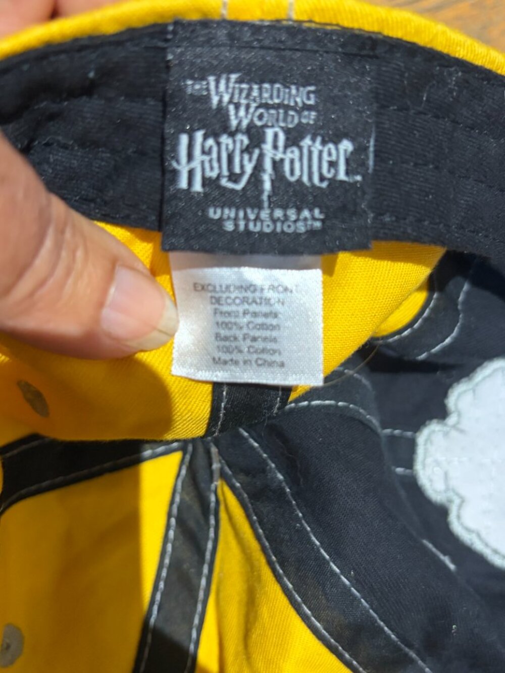 Harry Potter Hufflepuff Hat Wizarding World of Harry Potter Snapback Cotton - Picture 3 of 7